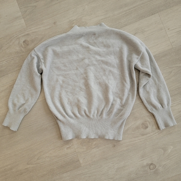 Philosophy Soft Gray V-Neck Sweater - Picture 6 of 9